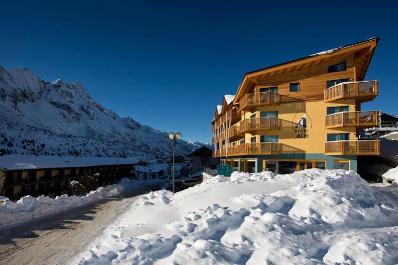 Hotel Delle Alpi Сондало Екстериор снимка